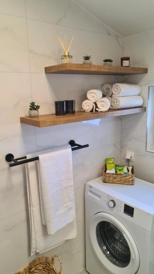 Family Oasis Apartment Zukve Врси Екстер'єр фото