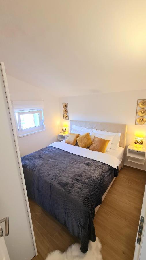 Family Oasis Apartment Zukve Врси Екстер'єр фото